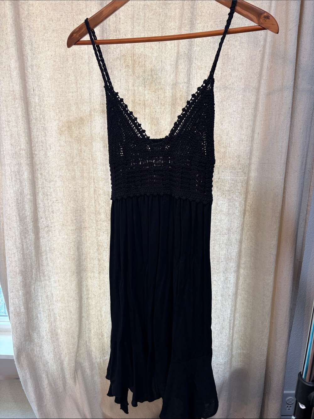 Hem & Thread Black Crochet-Top Midi Dress